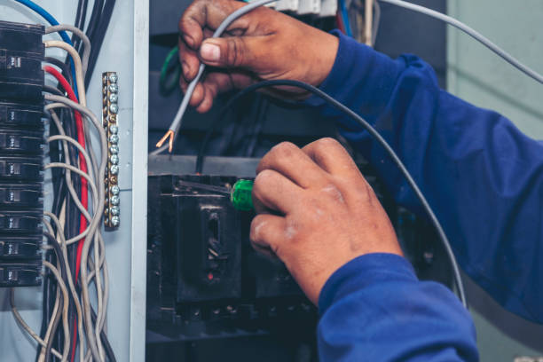 Best Affordable Emergency Electrician  in Florissant, MO